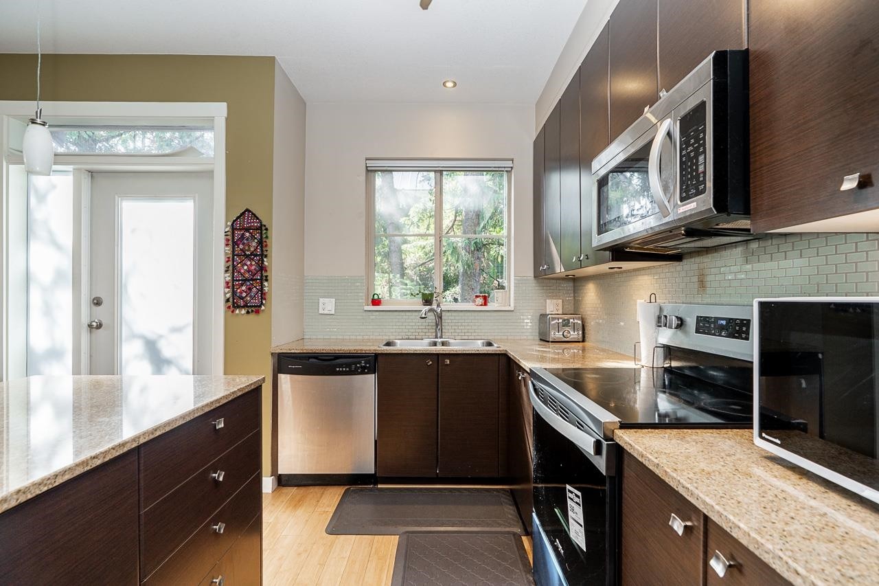 1-6033 168 Street, Surrey, BC