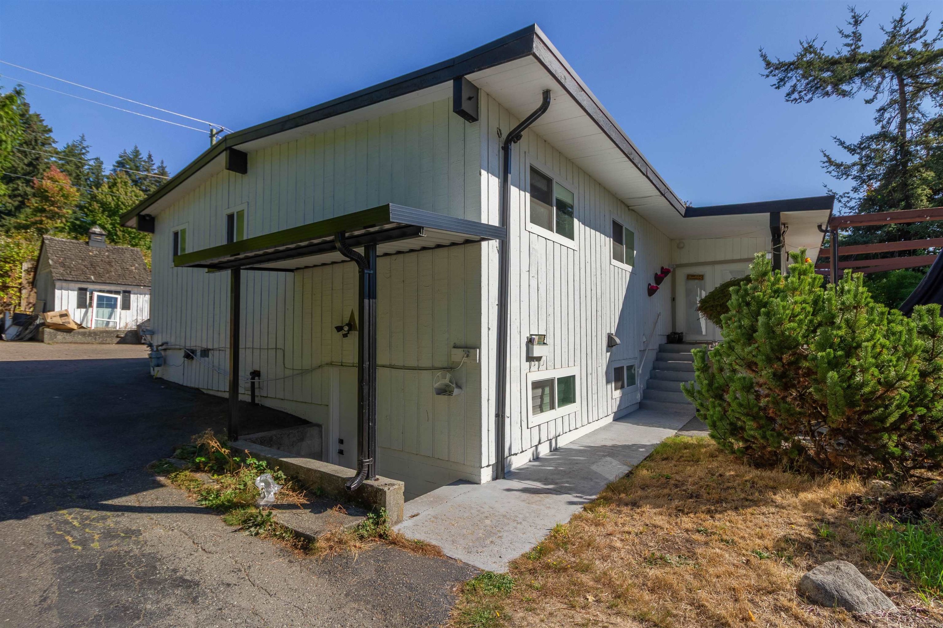 14319 55A Avenue, Surrey, BC