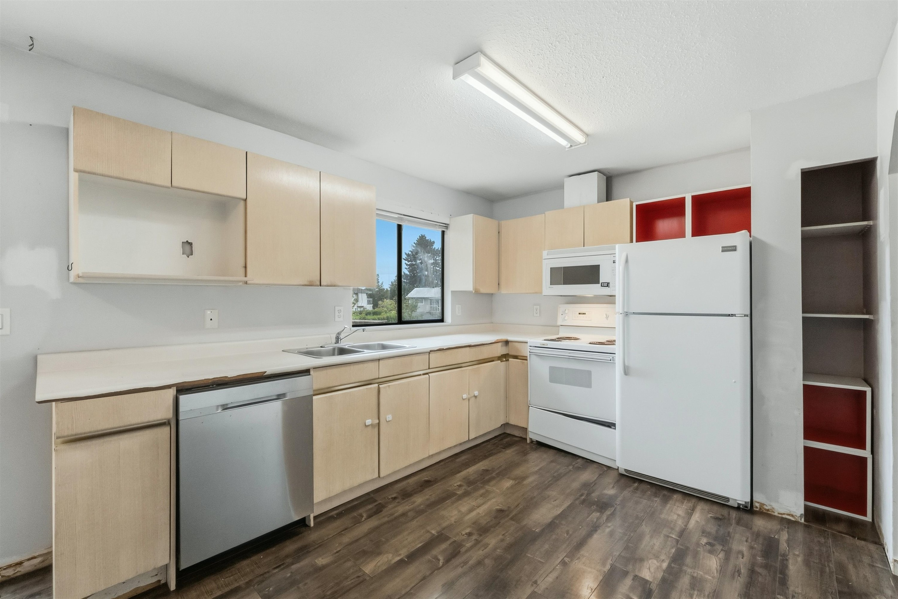7258 140A Street, Surrey, BC
