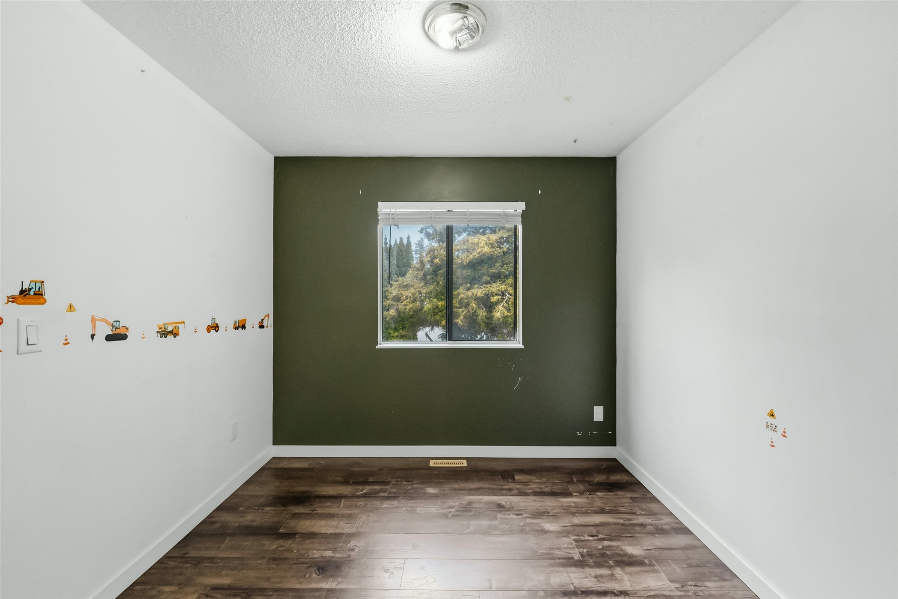 7258 140A Street, Surrey, BC