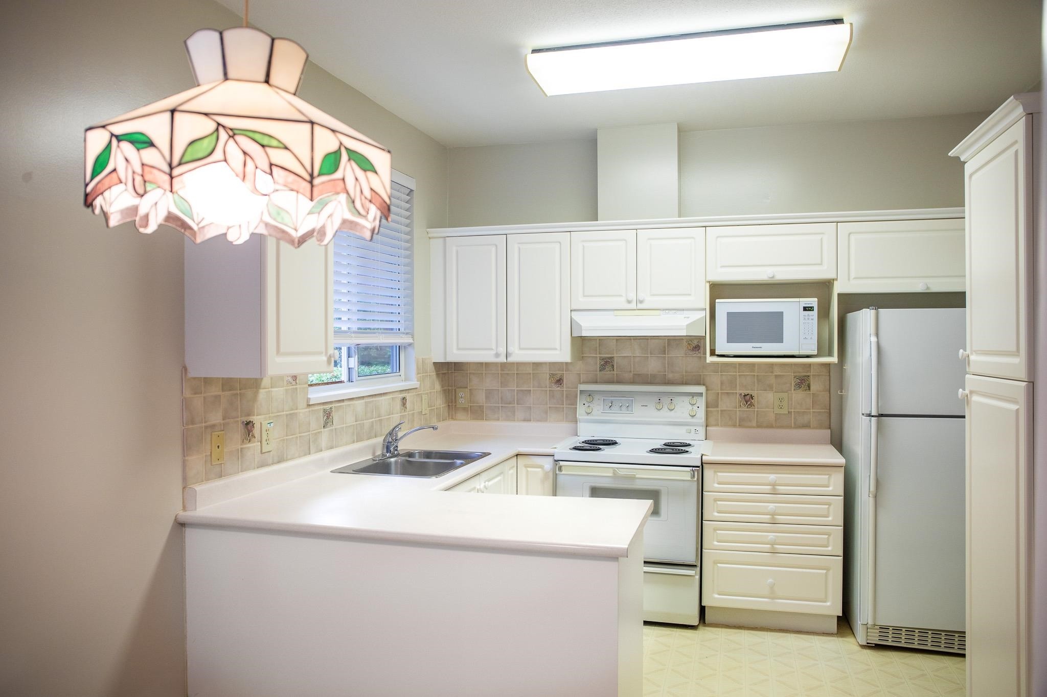 17-16325 82 Avenue, Surrey, BC