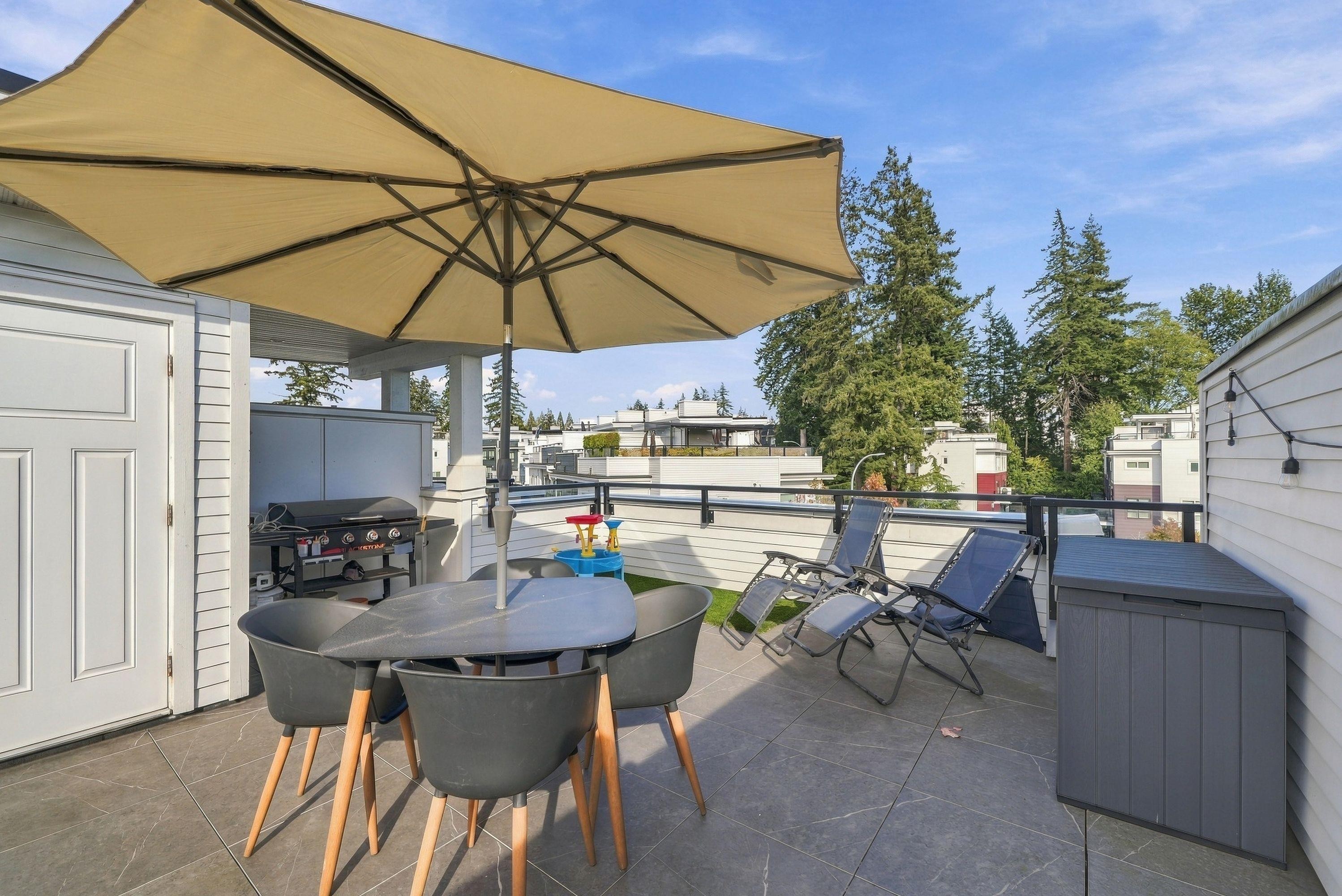 202-2277 Oak Meadows Drive, Surrey, BC