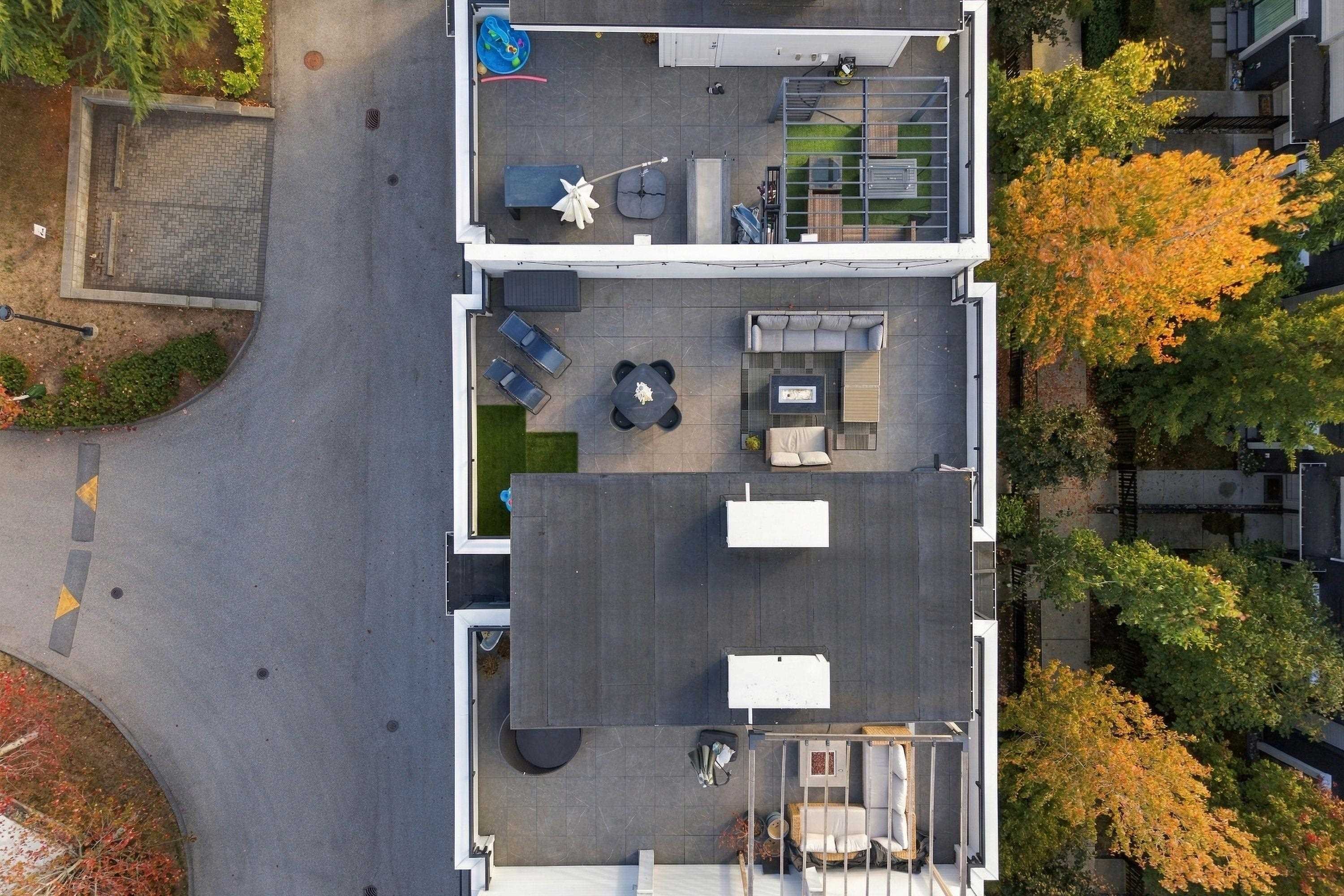 202-2277 Oak Meadows Drive, Surrey, BC