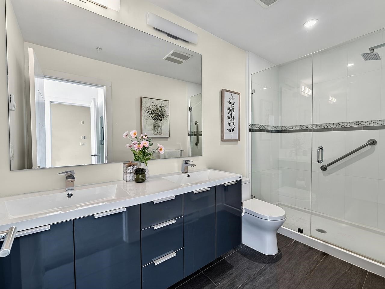 202-16398 64 Avenue, Surrey, BC
