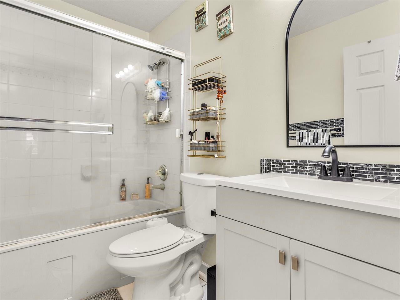 14337 77 Avenue, Surrey, BC
