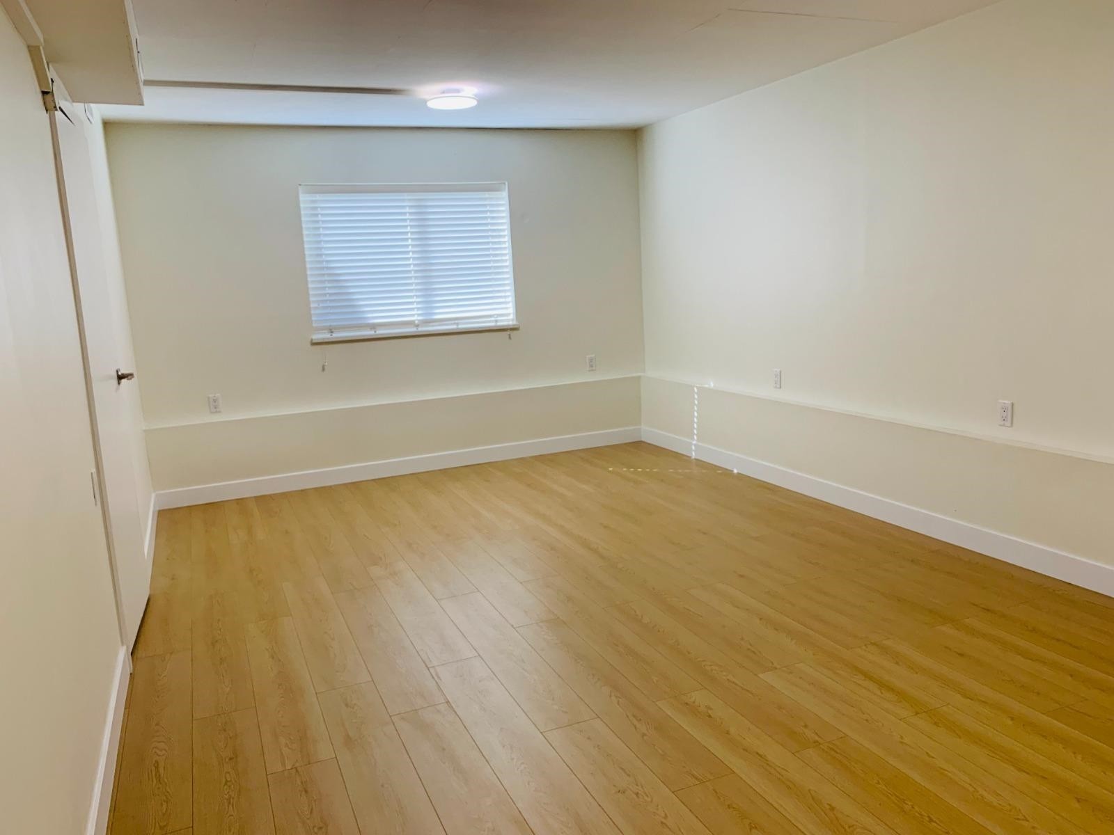 14645 18 Avenue, Surrey, BC