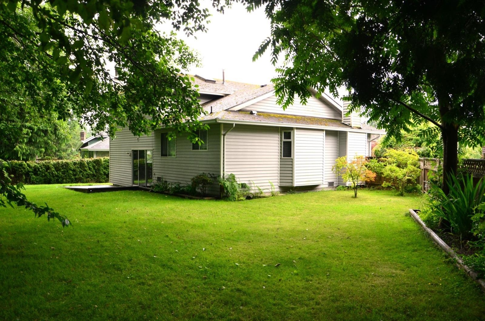 14645 18 Avenue, Surrey, BC