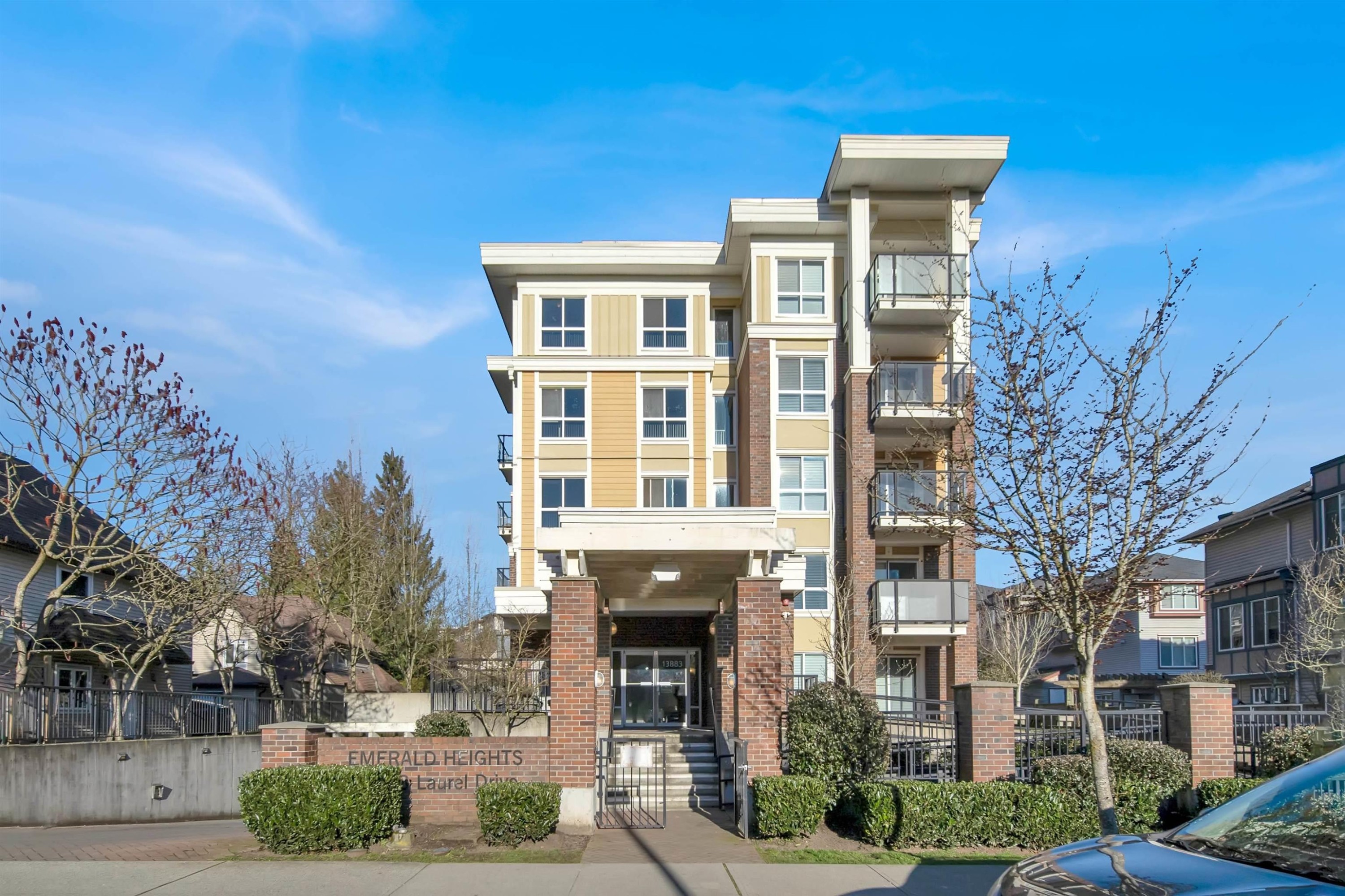 201-13883 Laurel Drive, Surrey, BC
