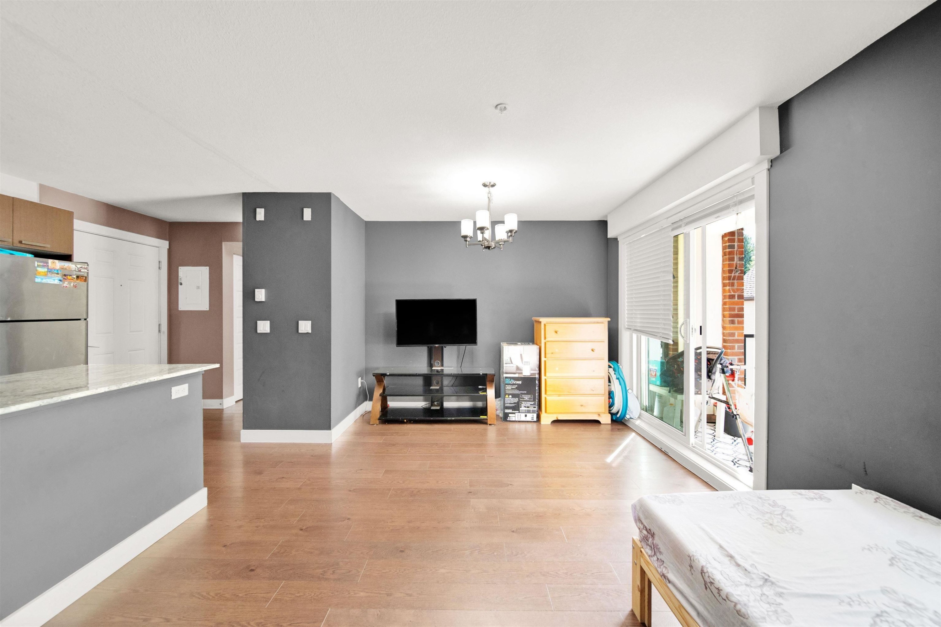 201-13883 Laurel Drive, Surrey, BC