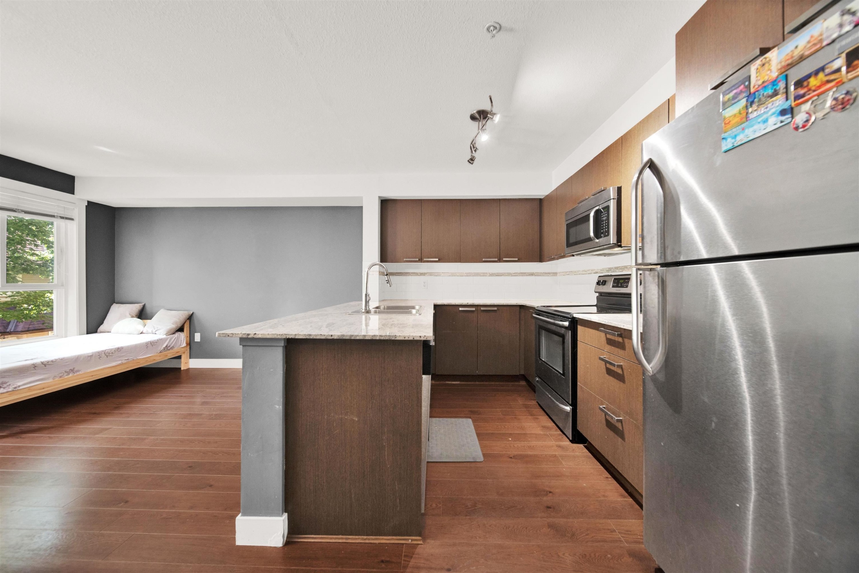 201-13883 Laurel Drive, Surrey, BC