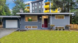 2558 Lakeview Crescent Abbotsford, BC V2S 3A9