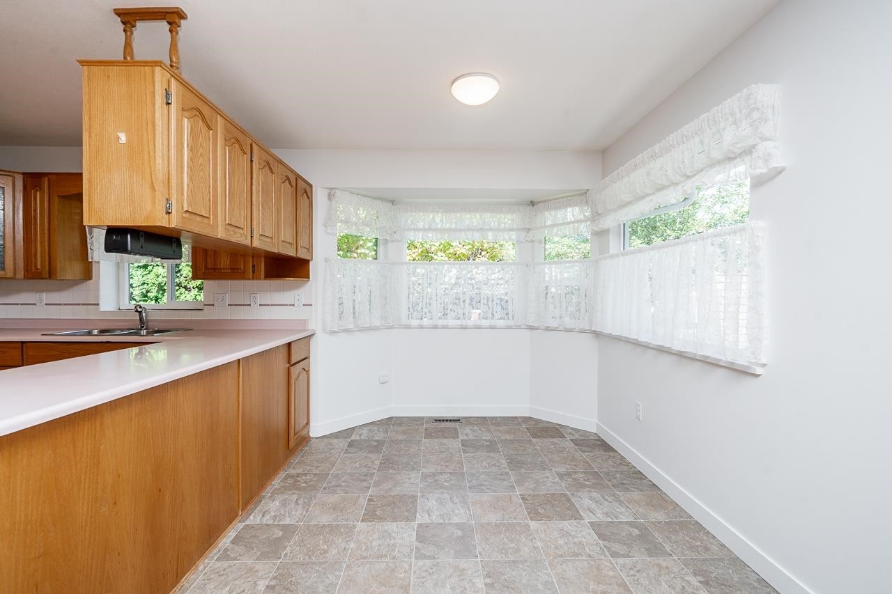 6128 185B Street, Surrey, BC