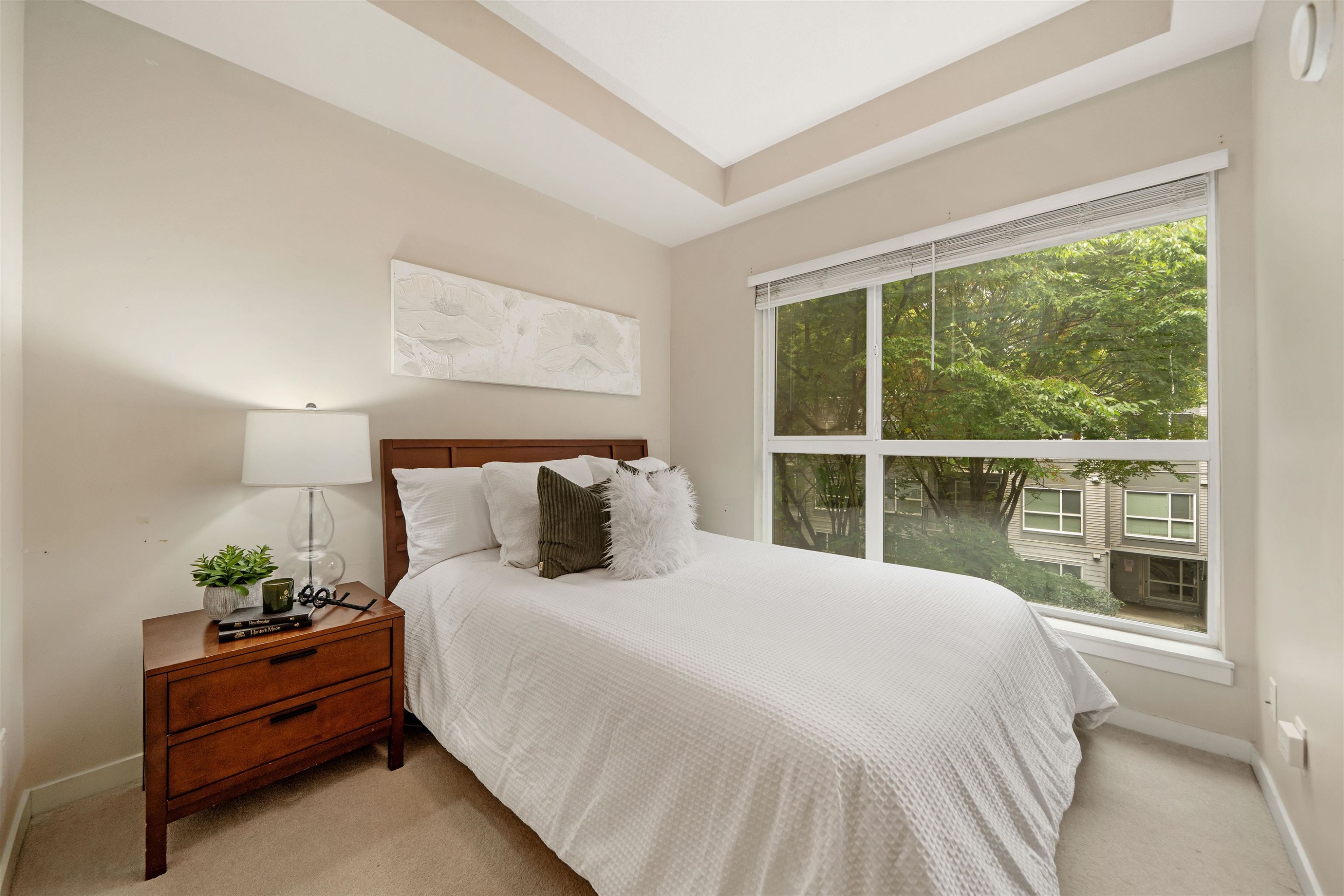 422-13733 107A Avenue, Surrey, BC