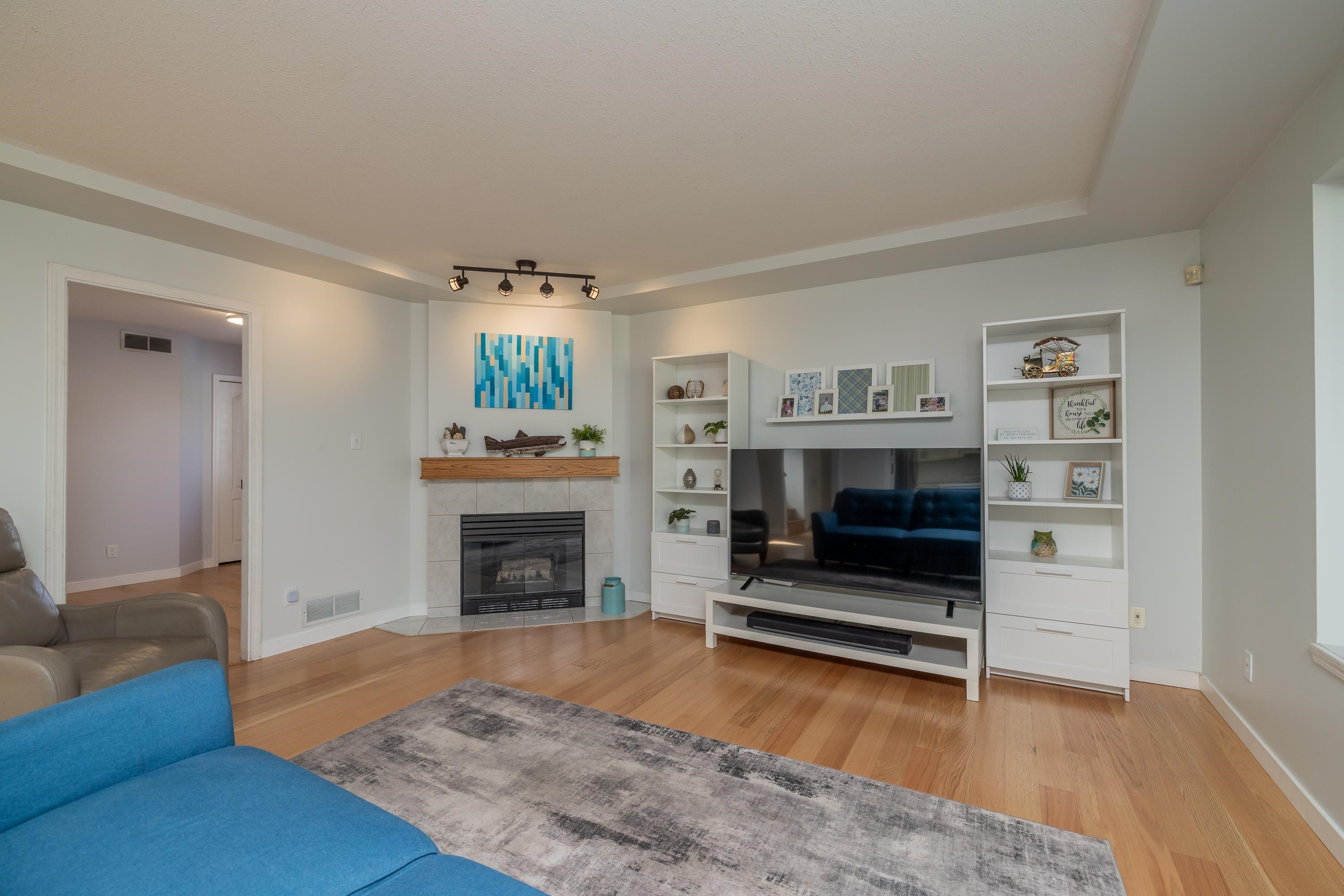 18693 56A Avenue, Surrey, BC