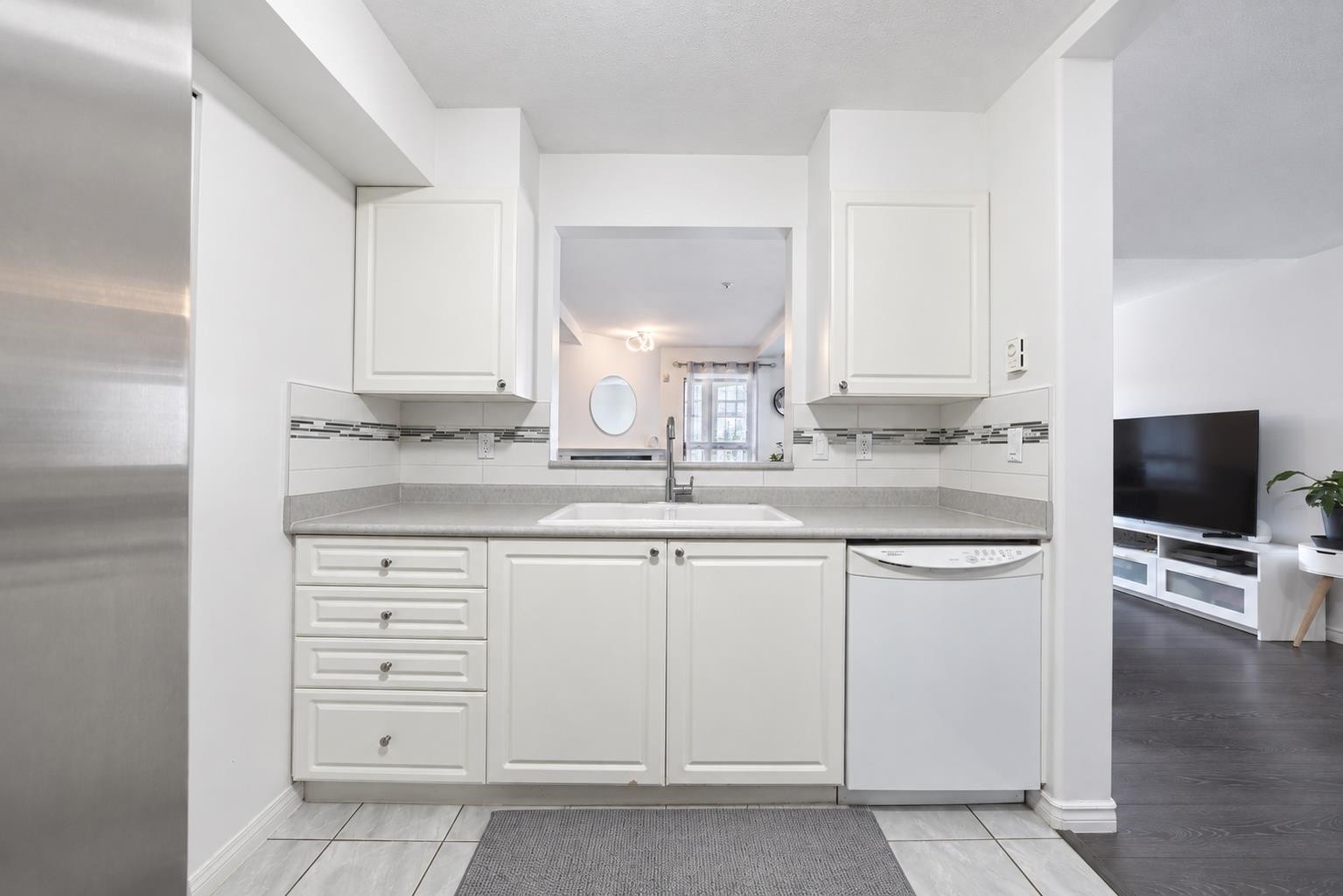 107-15241 18 Avenue, Surrey, BC