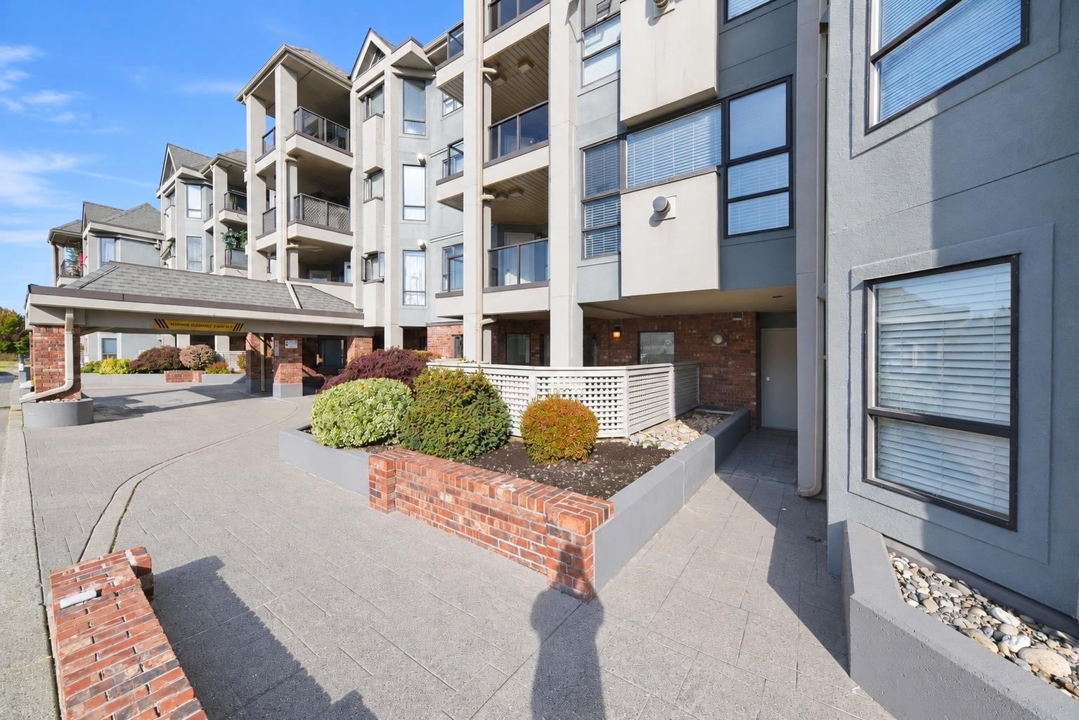 107-15241 18 Avenue, Surrey, BC