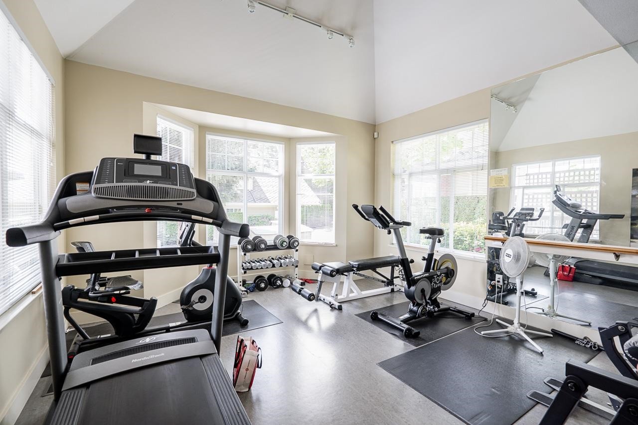 3-15425 Rosemary Heights Crescent, Surrey, BC