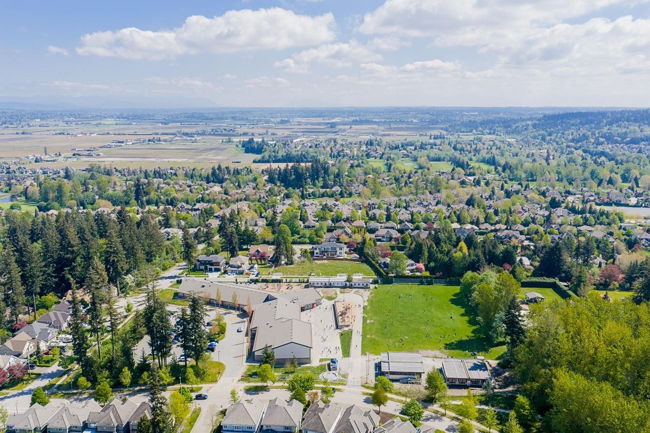 3-15425 Rosemary Heights Crescent, Surrey, BC