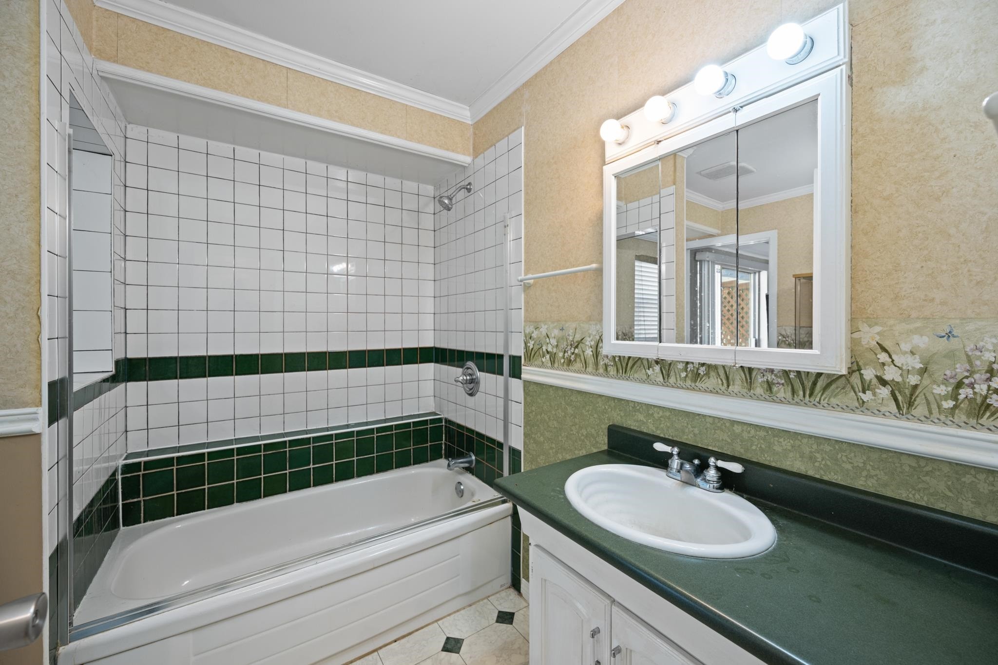22237 64 Avenue, Langley, BC