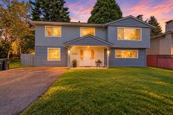12513 91 Avenue Surrey, BC V3V 6B4