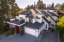 16035 10a Avenue Surrey, BC V4A 7W8