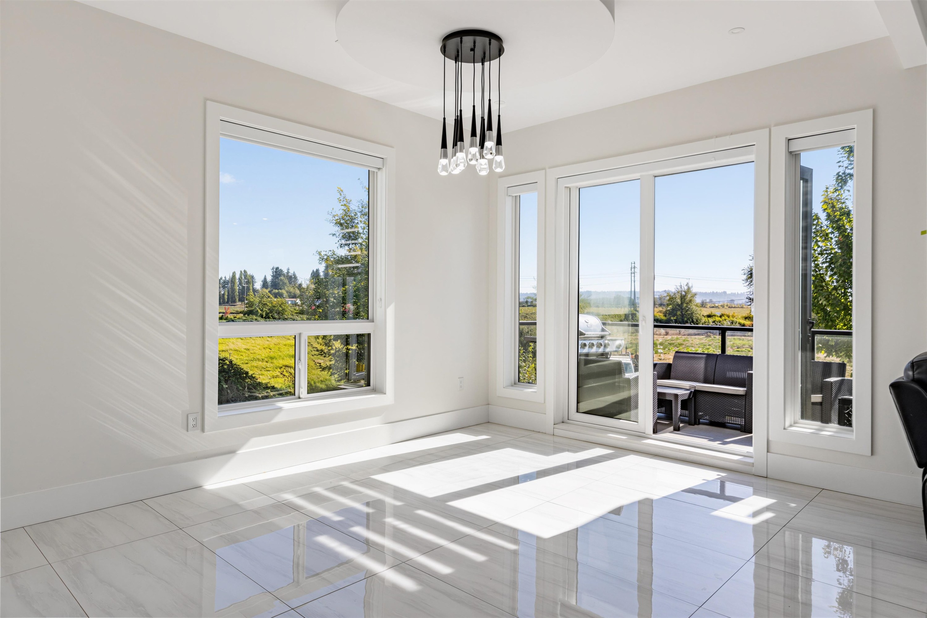17018 57 Avenue, Surrey, BC