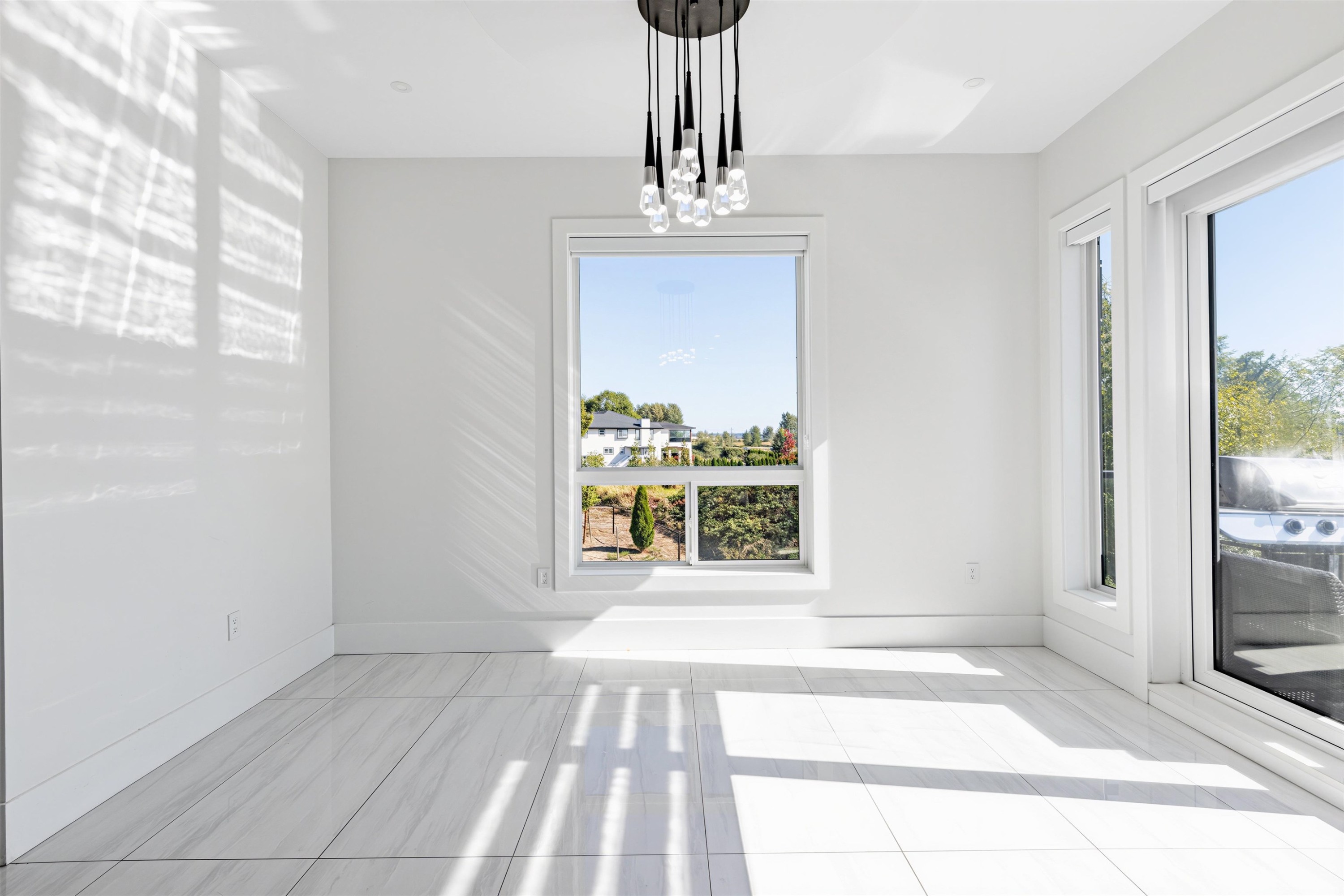 17018 57 Avenue, Surrey, BC