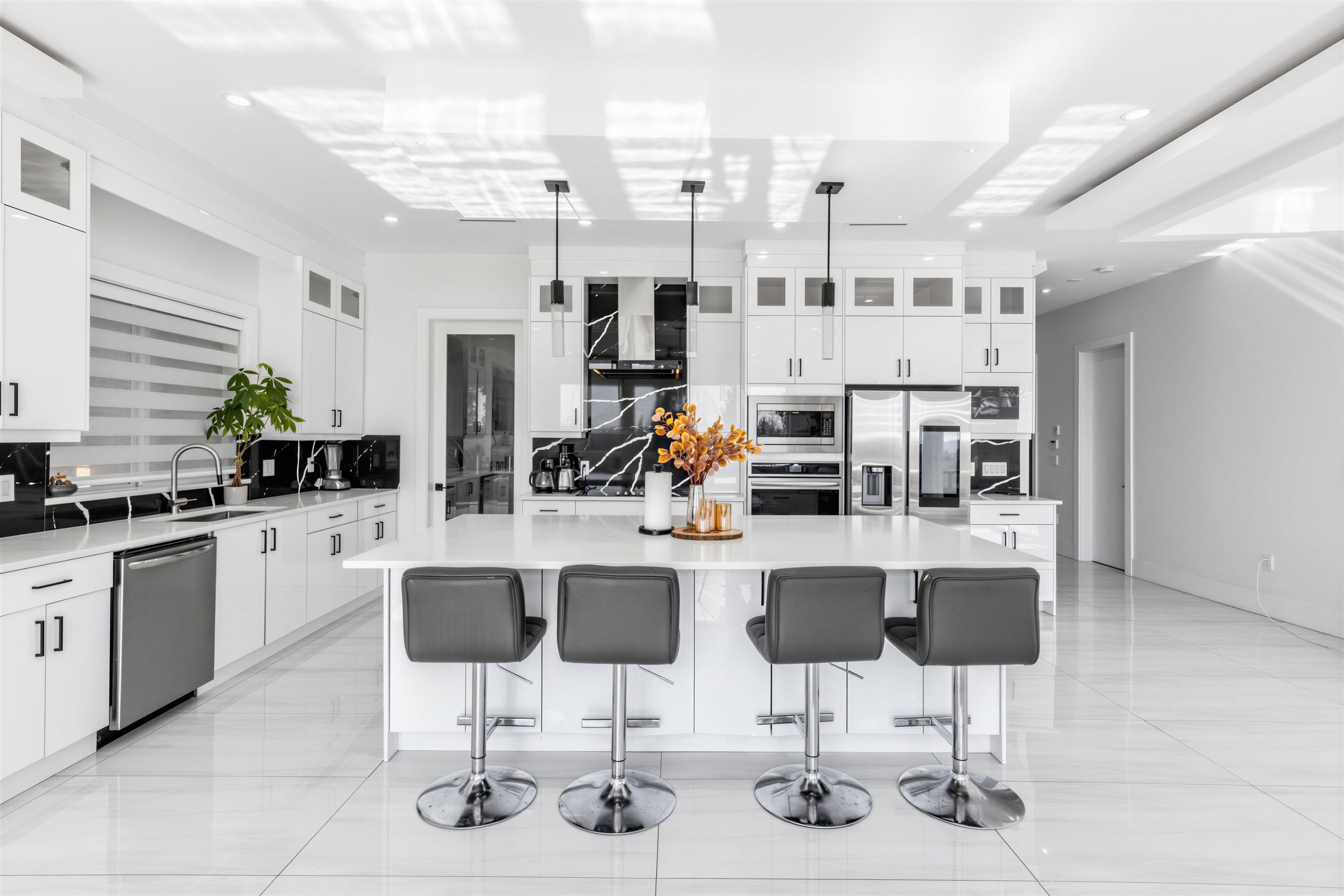 17018 57 Avenue, Surrey, BC