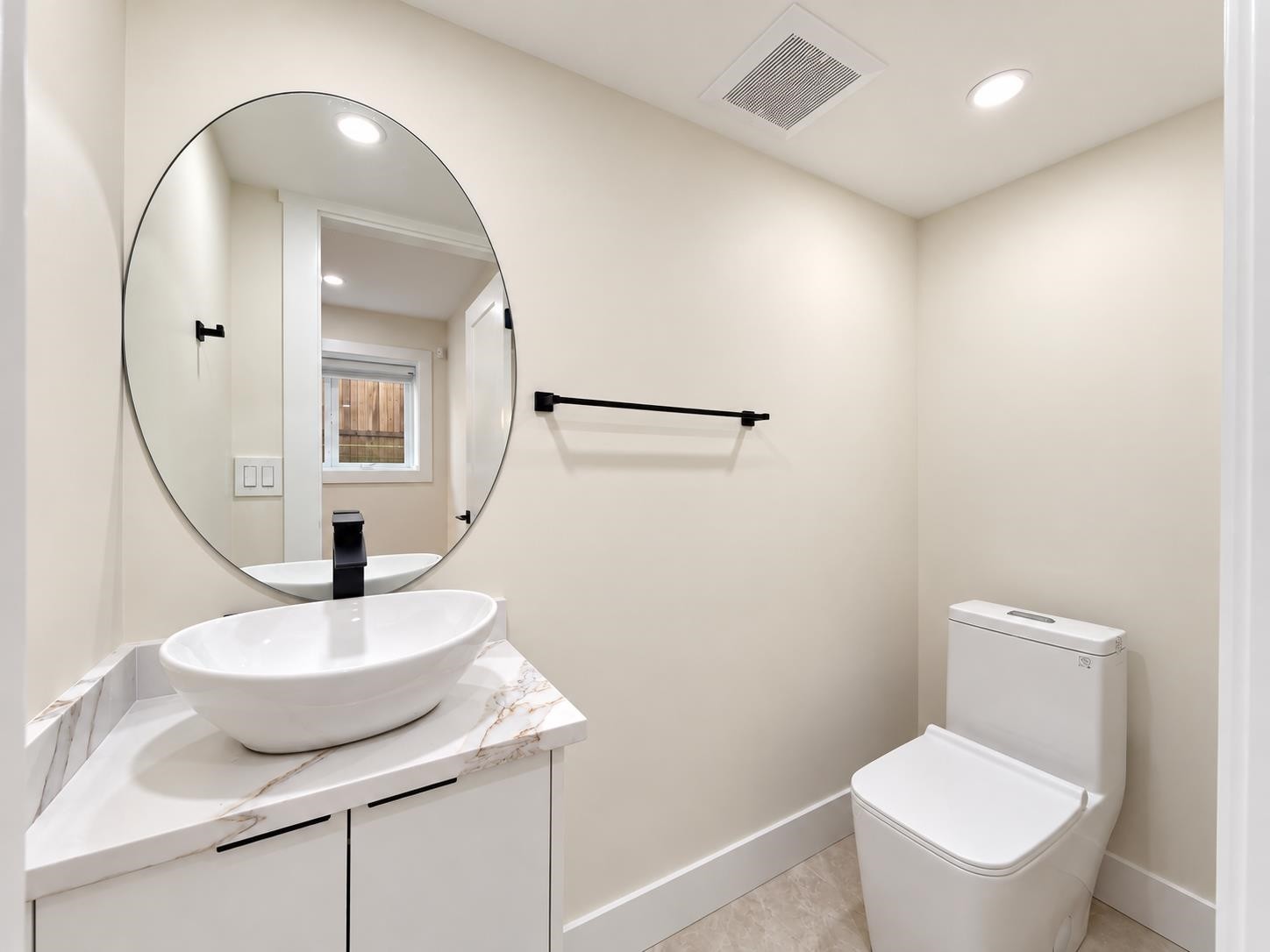 102-11410 139 Street, Surrey, BC