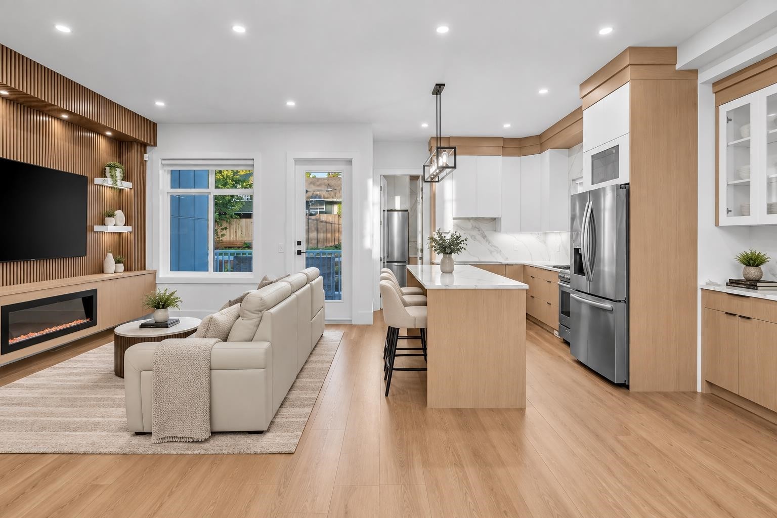 102-11410 139 Street, Surrey, BC