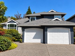 12411 Ocean Breeze Place Surrey, BC V4A 9K3