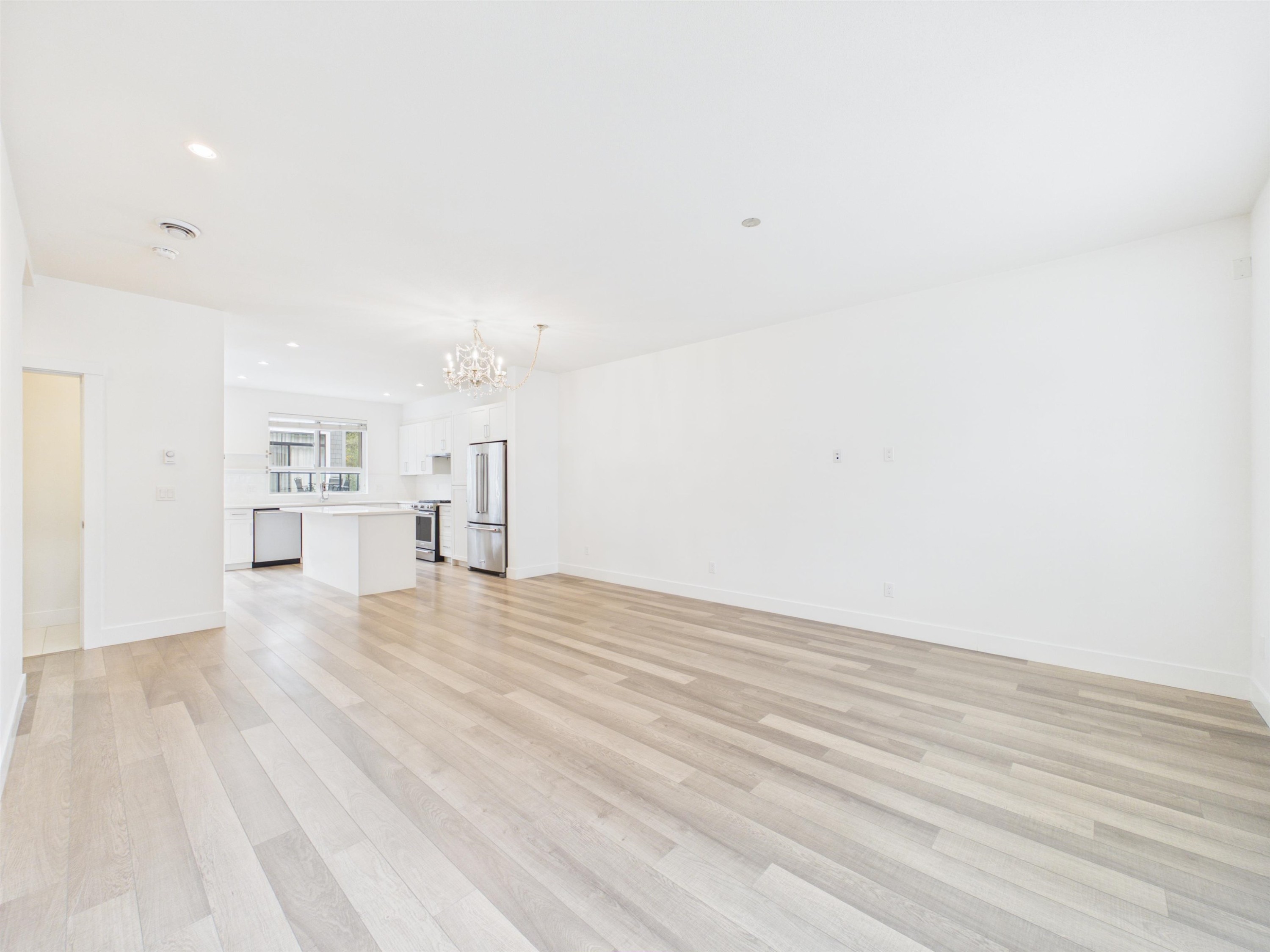 13-16760 25 Avenue, Surrey, BC