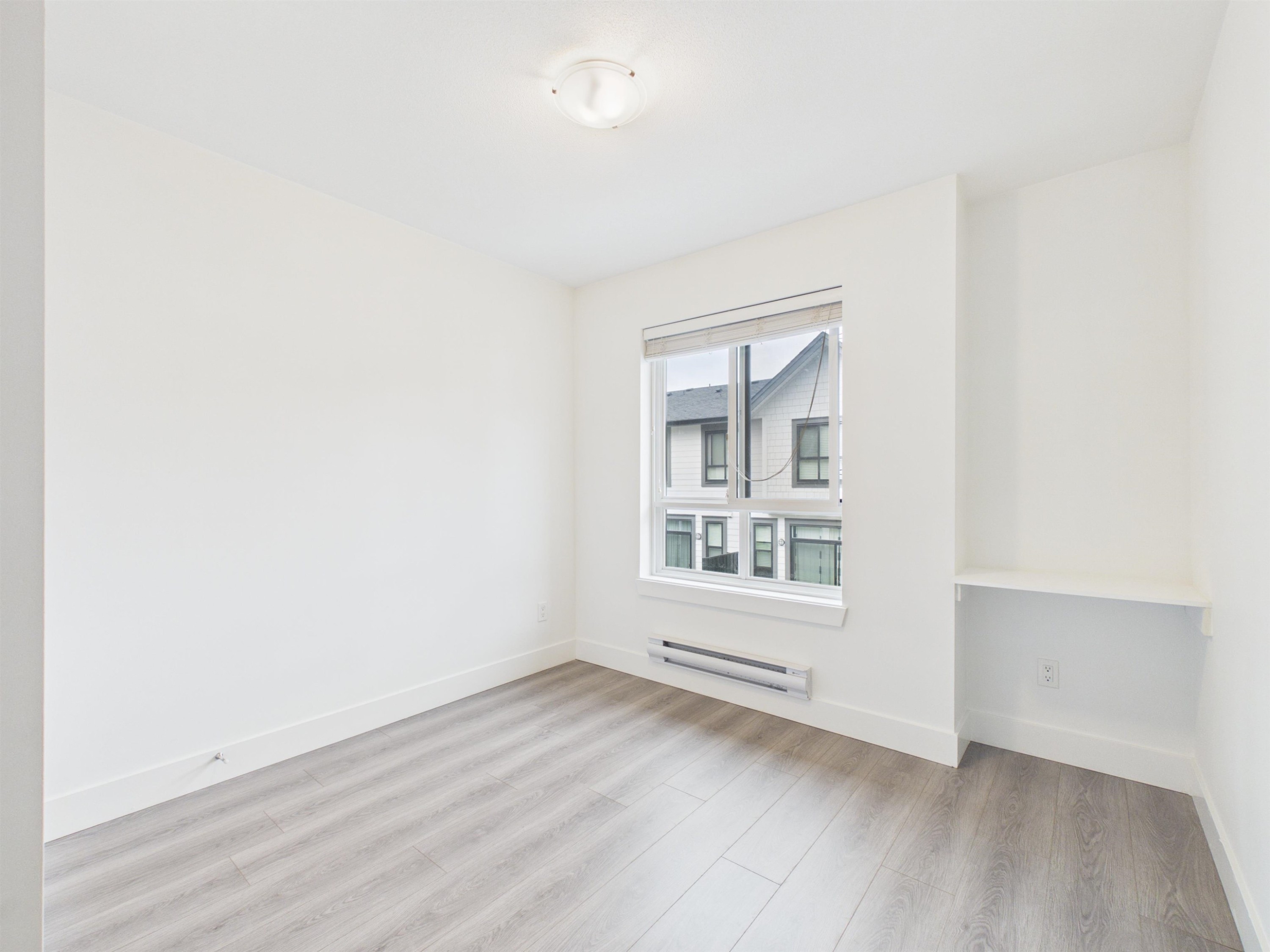 13-16760 25 Avenue, Surrey, BC