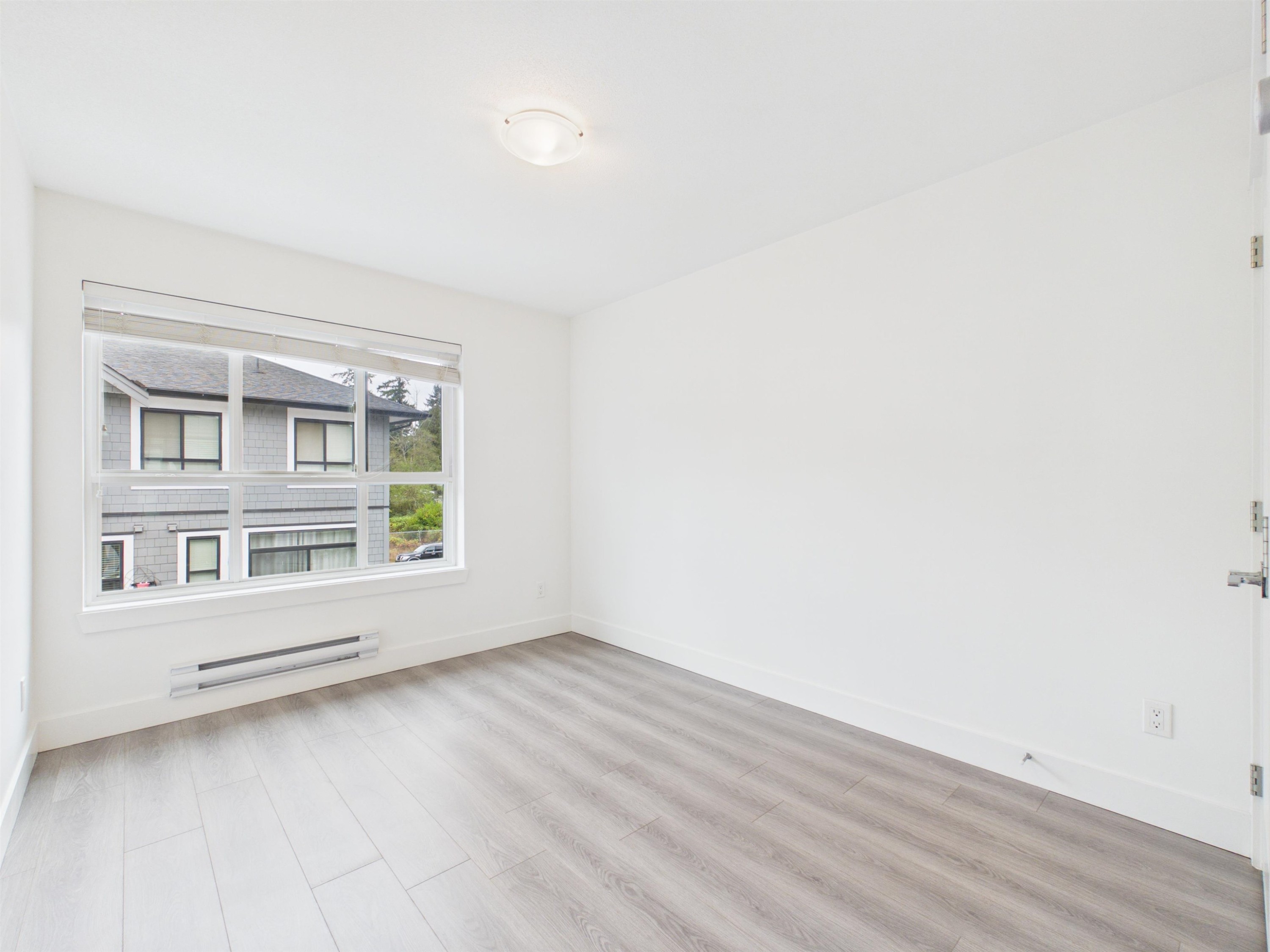 13-16760 25 Avenue, Surrey, BC