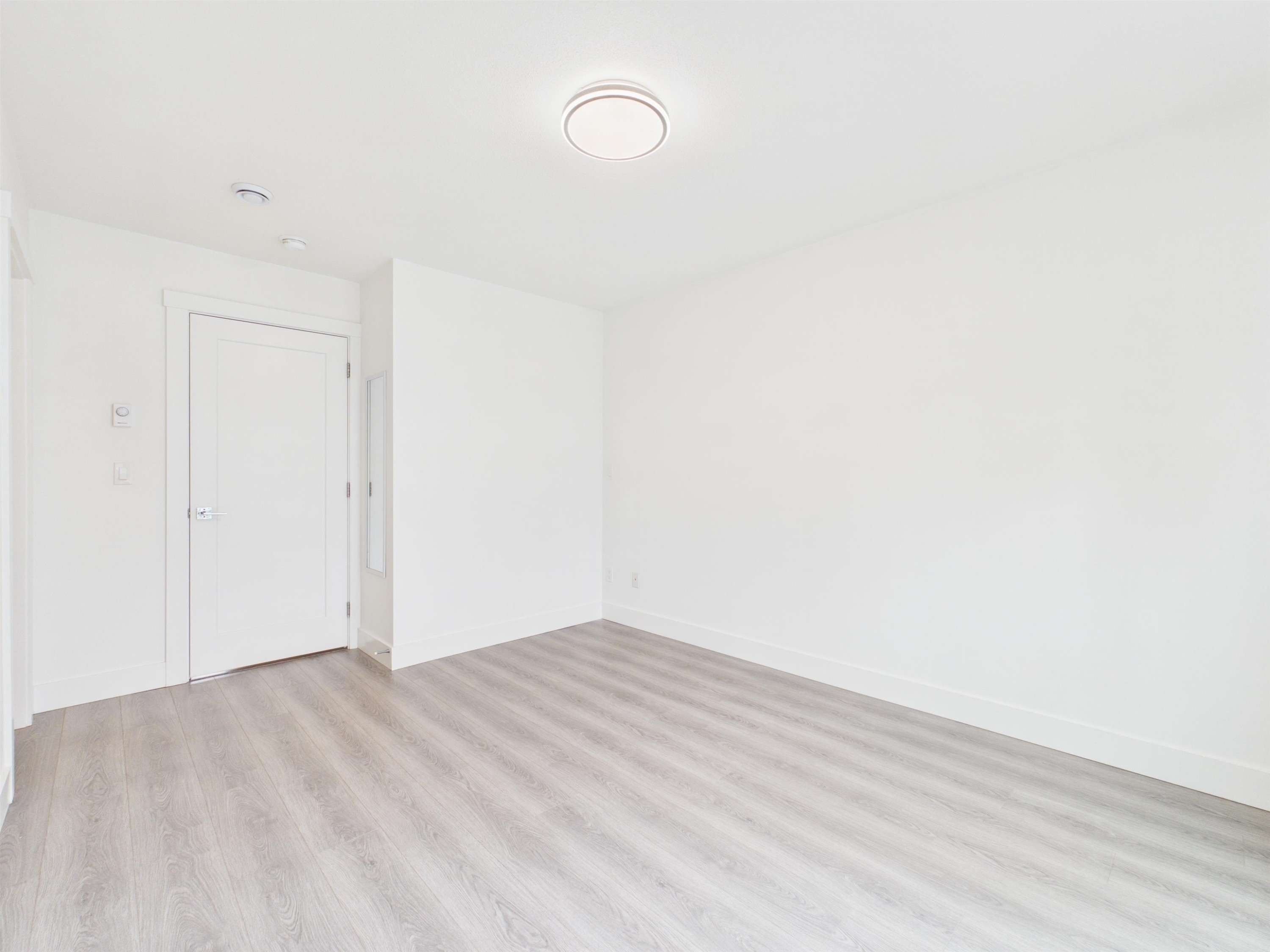 13-16760 25 Avenue, Surrey, BC