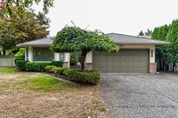 8662 161 Street Surrey, BC V4N 1B1