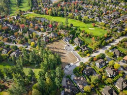 15826 36 Avenue Surrey, BC V3Z 0H8