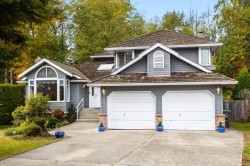 6173 Parkside Court Surrey, BC V3X 2C2