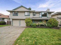 9029 204 Street Langley, BC V1M 2J3