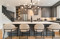 7299 200a Street Langley, BC V2Y 3G5