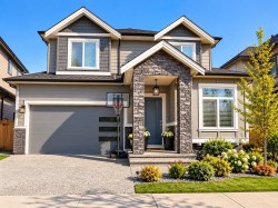 14271 61b Avenue Surrey, BC V3X 0K5