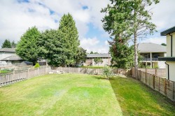 13429 68 Avenue Surrey, BC V3W 2G1