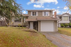 13565 67 Avenue Surrey, BC V3W 2B8