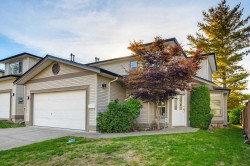 1-20881 87 Avenue Langley, BC V1M 3X1