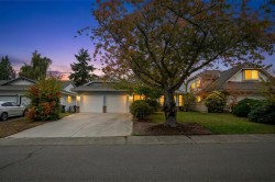 14129 16a Avenue  Surrey, BC V4A 8K2