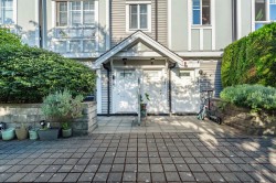 14-13239 Old Yale Road Surrey, BC V3T 3C5