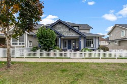 7116 195a Street Surrey, BC V4N 5Z5