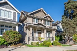 20499 82 Avenue Langley, BC V2Y 0S3