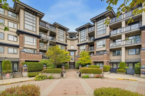 423-10866 City Parkway  Surrey, BC V3T 5W9