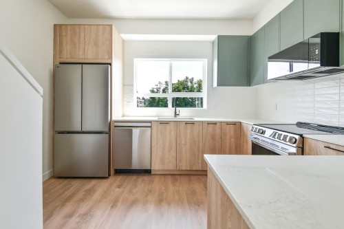 16-33525 Kingston Avenue  Abbotsford, BC V2S 0R6